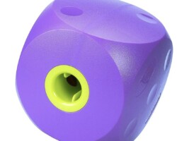 <strong>Buster Mini Cube Feeder</strong>
<br/>Purple